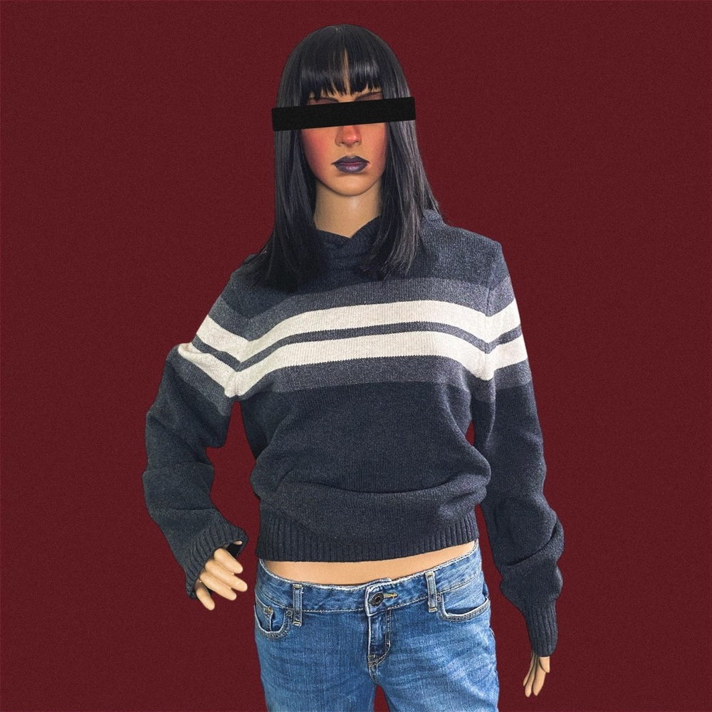 3/$25 Goodfellow & Co soft striped grey and white hooded sweater size small